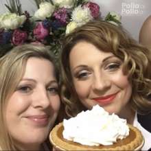sewersyd: Finally managed to get women to pie each other.