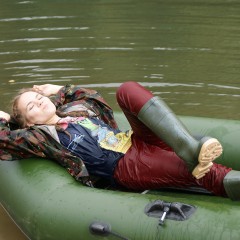 Adventureinwellies: Darina swimming and playing in the water