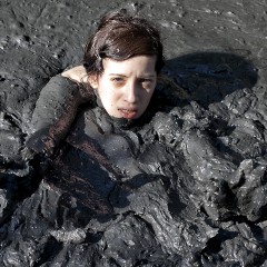DIDVP_Leila: Constanza in deep thick mud - photos