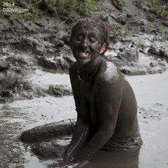DIDVP_Leila: Leader of the Pack Mud Fight #2 - photos