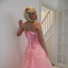 tonyhill: Messy Jessie - Messy Pink Dress!