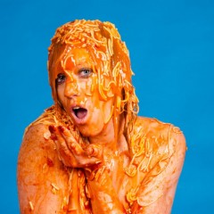 MessyPhotoShoots: Spaghetti Axa