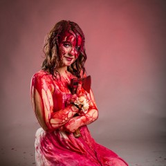 MessyPhotoShoots: Say Hello to Messy Maude