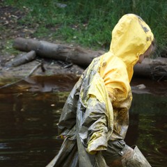 Adventureinwellies: WAM day in a rainwear (yellow rainwear, Ostens, mud and water)