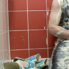 mud_and_custard: A Twitter request for some Travelodge sloppy fun