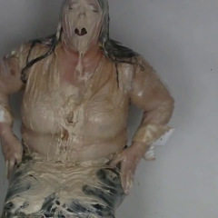CandyCustard: Self sploshing in officewear and tights