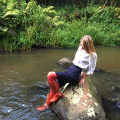 Adventureinwellies: New model! Secretary in water and mud <a href=