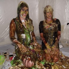 tonyhill: Messy Jessie and Kacie James getting, er, messy!!!