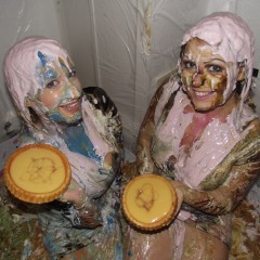tonyhill: Messy Jessie and Kacie James getting, er, messy!!!