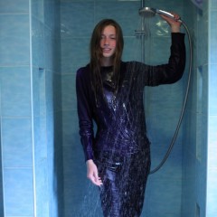 wetlookercom: 7 hot wet girls and last hours of 30% Sale