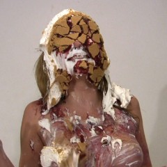 Messygirl: Introducing Messygirl Amy