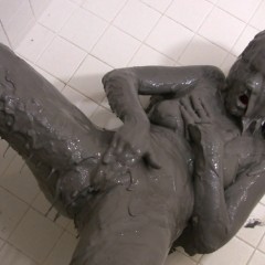 Messygirl: Pics from 2 new Messygirl Downloads