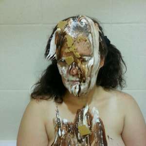 hallsdude2: my girlfriend gets messy