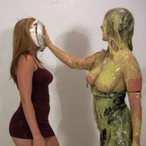 Messygirl: Amy vs Amy