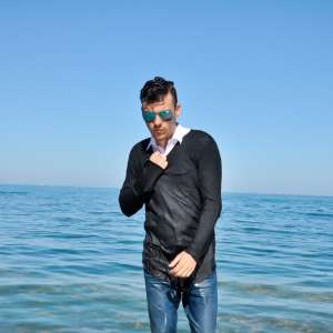 wetlookercom: 2 guys + 50% Off + special days for models!