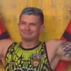 piecub: Esto Es Guerra handcuff gunge (+ punishment waxings)