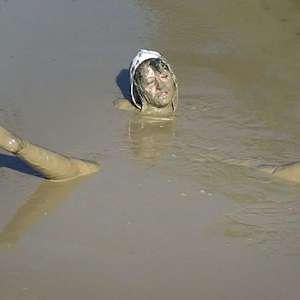 FOXY: Lola in deep mud