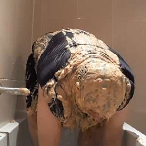 Messypuffa: Covered in Custard