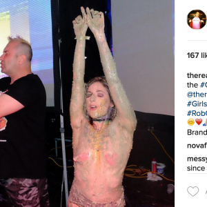 messyhot: Rob Gee called out Steve Aoki as a result of my party