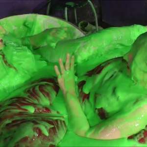 DungeonMasterOne: The Green Slime Bride and Bridesmaid Bath!