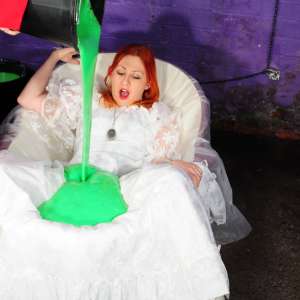 DungeonMasterOne: The Green Slime Bride and Bridesmaid Bath!