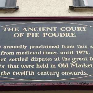 DungeonMasterOne: The Ancient Court Of Pie Podure