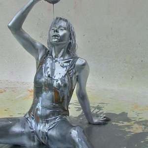 FOXY: Metallic paint very sexy