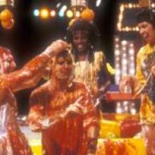 wtfdownloads: bbc News: "Let the gunge flow!"