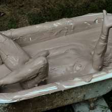 dlodoski: Annabelle in the Mud Tub (photos)