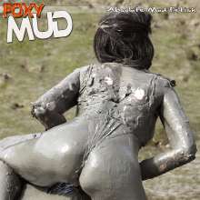 FOXY: Julia sexy in mud
