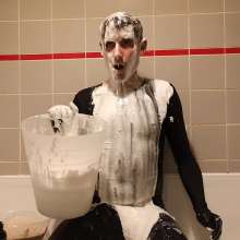 IKeepMineHidden: Wrapped in Head to Toe Lycra Roger Gives His Sportswear a Splosh Test