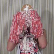 Anglefan.com: MJ becomes a messy cheerleader!