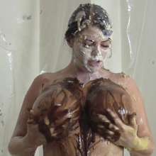 RevSlymsford: Terri Lou 's Restaurant Disaster 2:  Naked Mess!