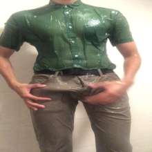 Daniel Wetlook: Cum a Lot on Dark Green Shirt