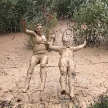 Wamchantelle: Chantelle and Britney New Video