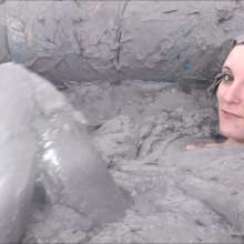 CandyCustard: Ivy destroys expensive dress in the mud!  Fetch 3