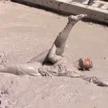 FOXY: Ambre rolls in mud--part II