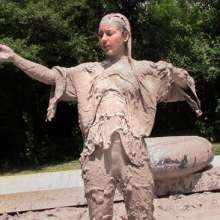 FOXY: Ambre rolls in mud--part II