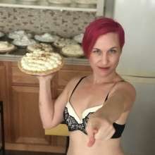CreamMeAgain: Epic Pie Fight!