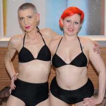DungeonMasterOne: Messy Lesbian Bikini Fun!