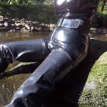 WetandMuddy: Video 42--Shiny Happy People