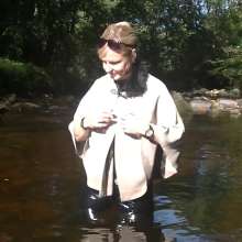 WetandMuddy: Video 42--Shiny Happy People