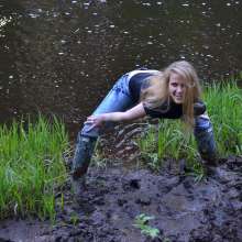 bootedbabes: Wet and Muddy Patternes Hunters with Jeans