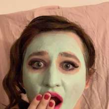 messy_victoria: Mud Masks?