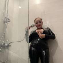 Wet_look_elena: Black Latex Cat Suit in Shower