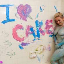 messyhot: Cody Lynn Making a Mess in the Tub 3D Included