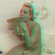 messyhot: Cody Lynn Making a Mess in the Tub 3D Included