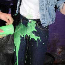 DungeonMasterOne: Denim and Gunge: Cindy Looses Her Splosh Virginity!