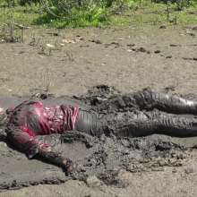 Wamtastic Jessica: Eileen's Shiny Mud Bath