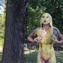 FunFilled Photography: Mallory's Second Time Getting Wet and Messy!